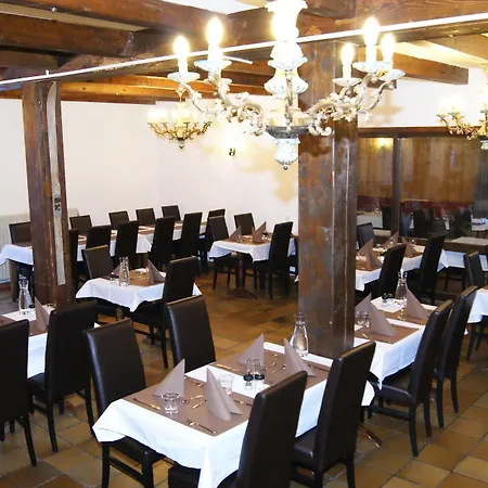 De Violaine Hotel